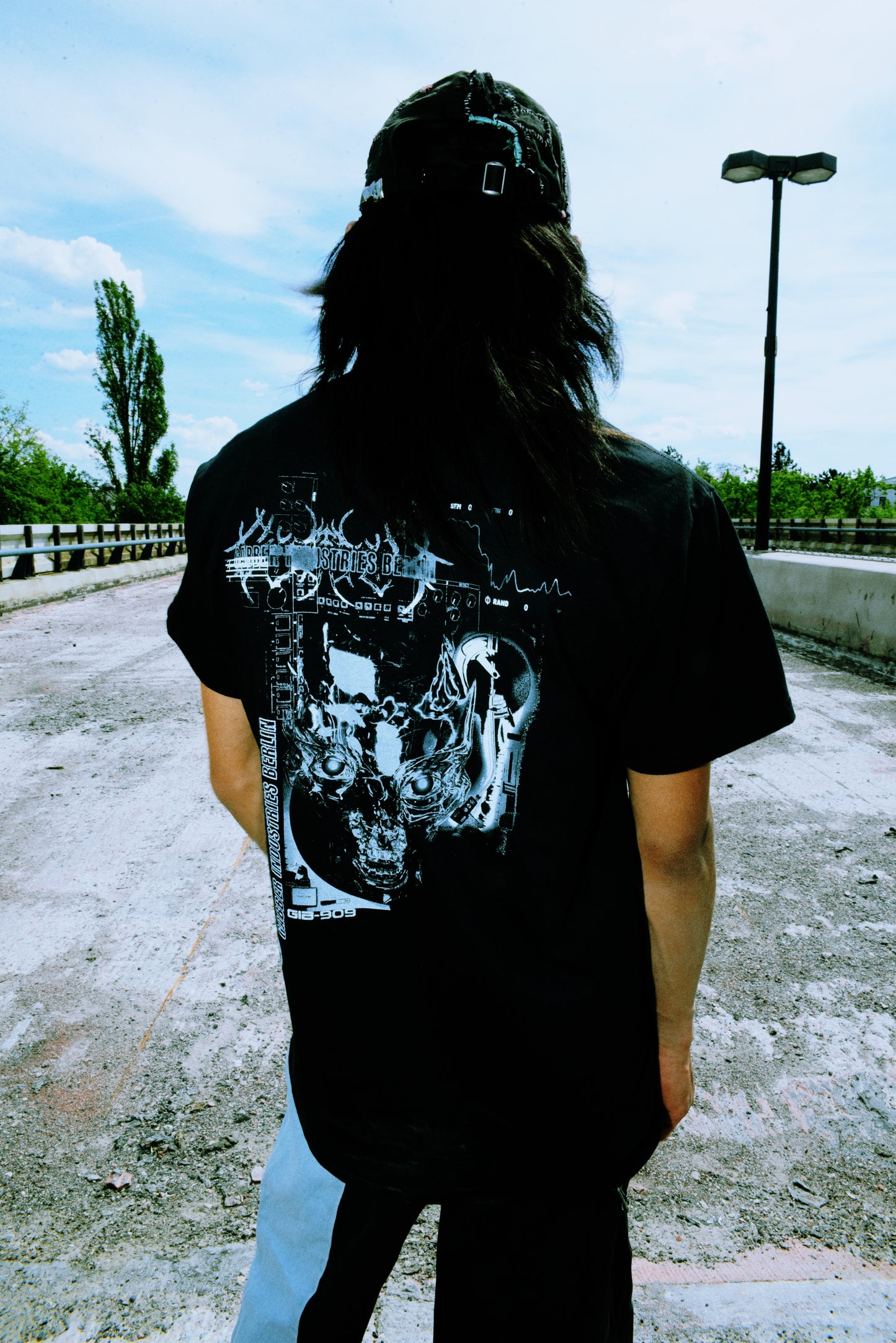 GiB-909 Tribal T-Shirt Black